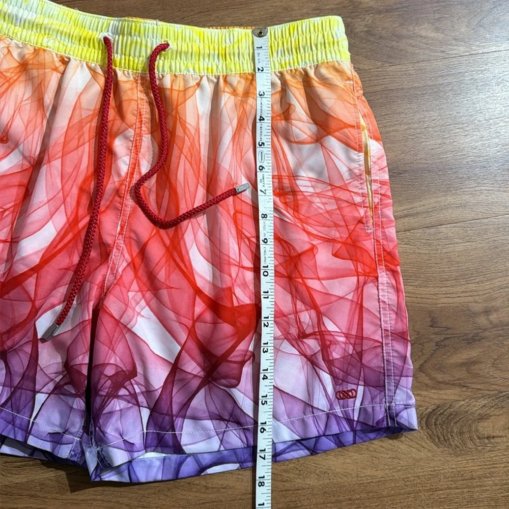 Le Club Men XL Swirl Vibrant Multicolor Swim‎ Trunks Lined Mesh Waist Tie